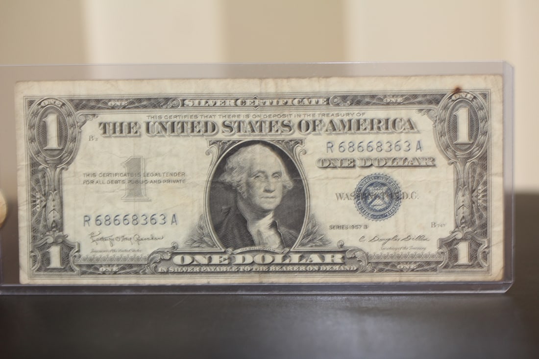 1957 Blue Seal $1.00 Note: as shown