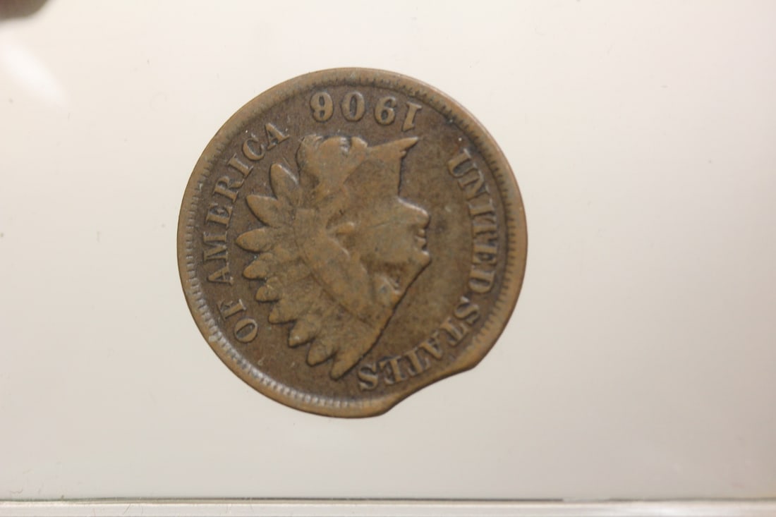 Mint Error Clip Indian Head Cent: as shown