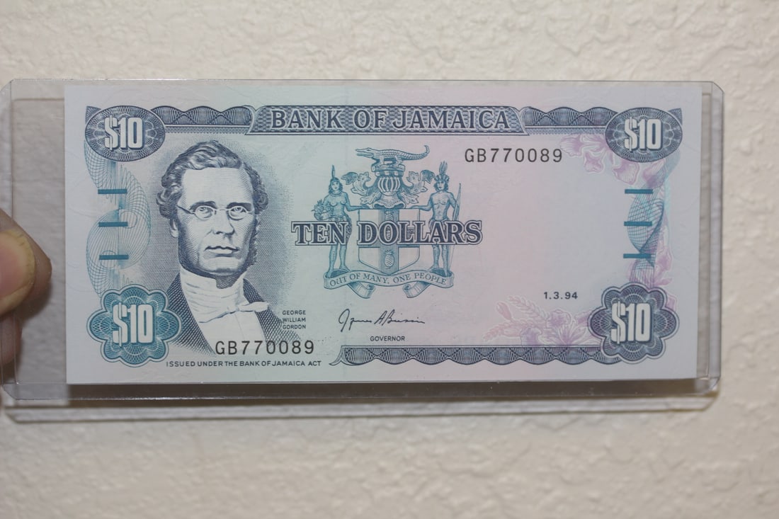 1994 Bank of Jamaica Ten Dollars Note: uncirculated bank note
