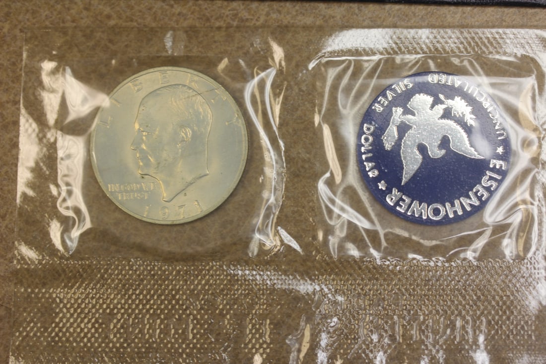 40% Silver ike dollar: as shown