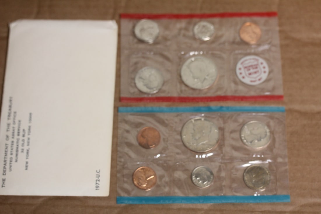 1972 Treasury Department US Mint Coin Set: 11 coins coin set