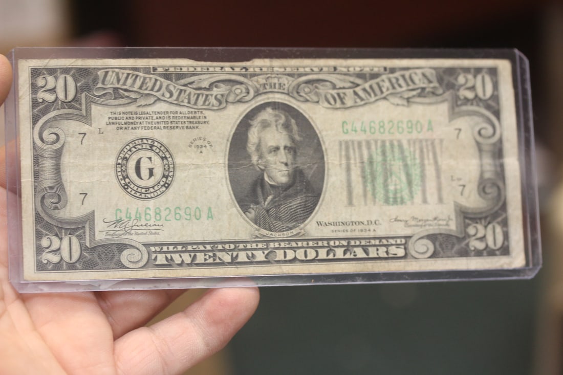 1934 Chicago $20 Note: as shown