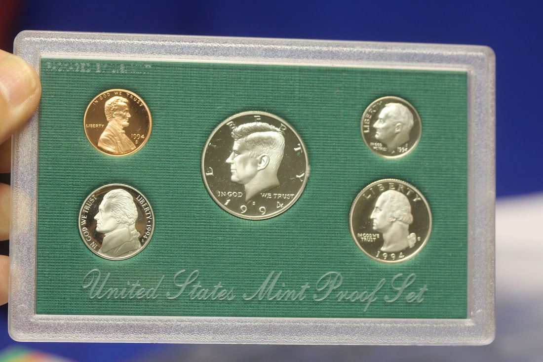 A 1994 US Mint Proof Set: as shown