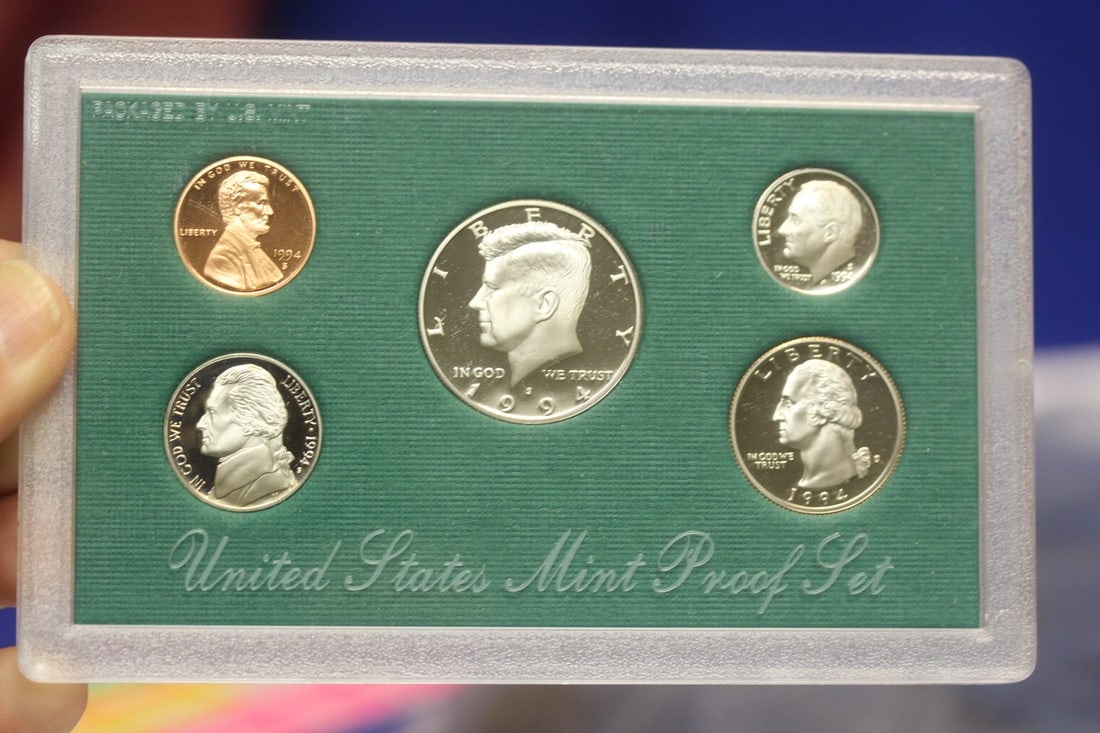 A 1994 US Mint Proof Set: as shown