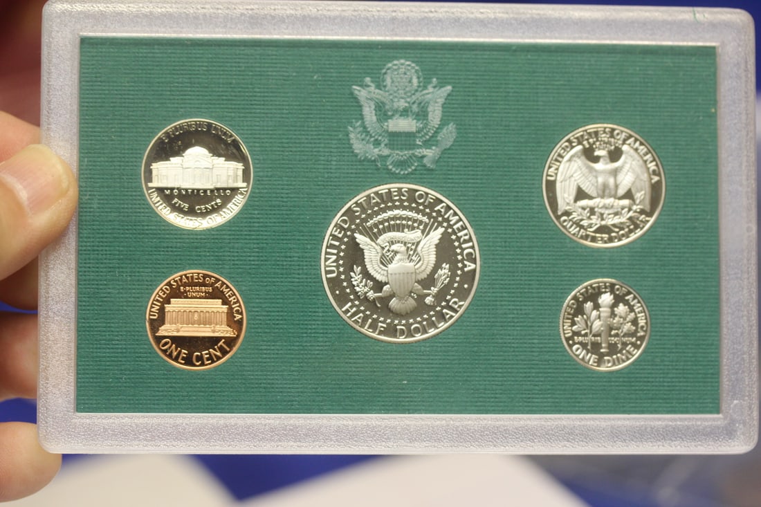 A 1994 US Mint Proof Set - 2