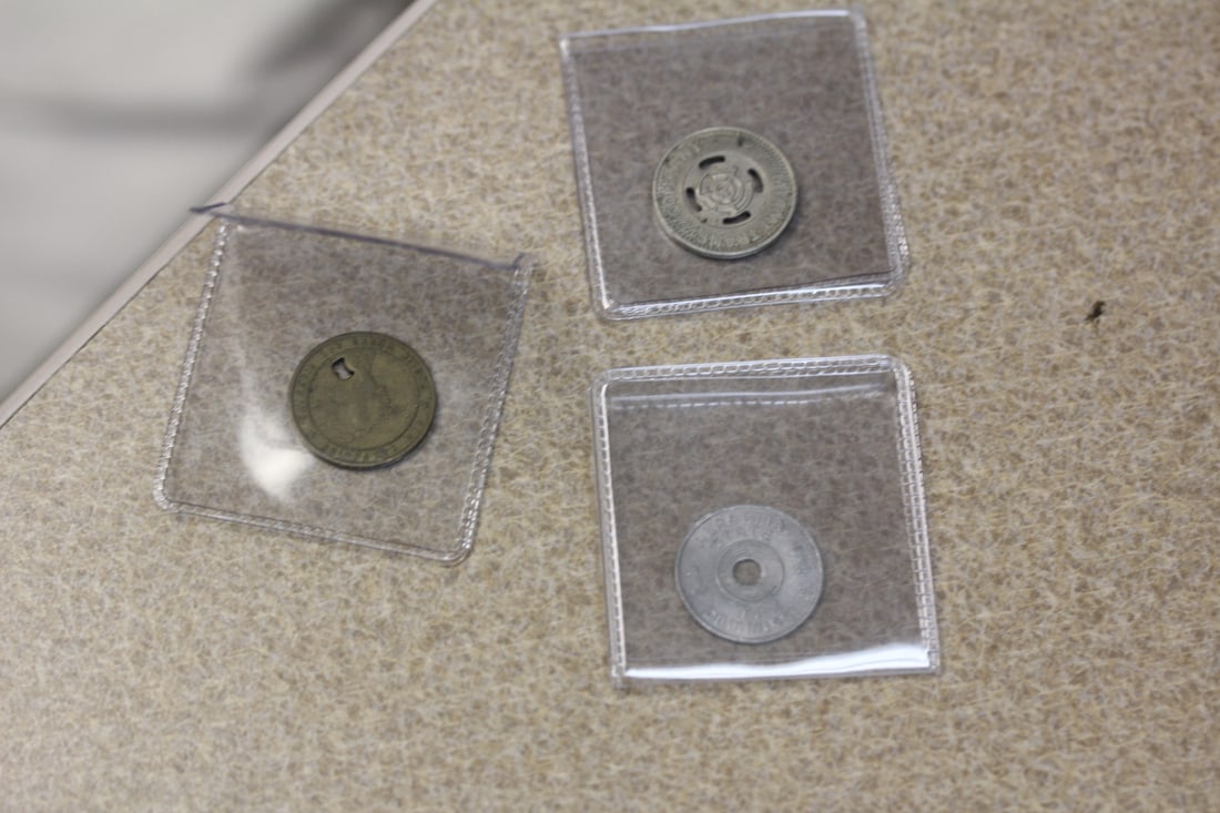 Lot of 3 Tokens: as shown