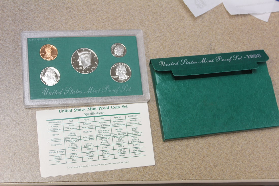 1995 US Mint Proof Set: as shown