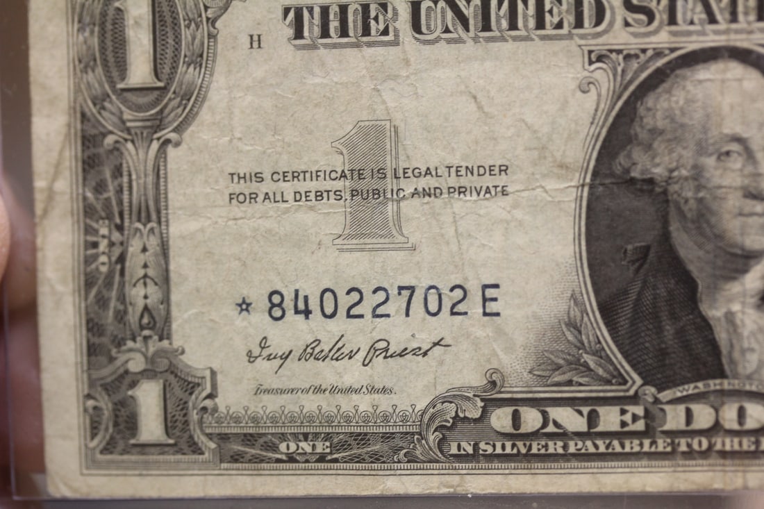 1935 $1.00 Star Note - 4