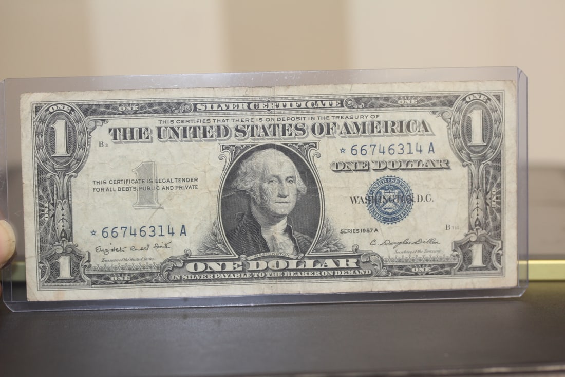 1957 Blue Seal $1.00 Star Note: as shown