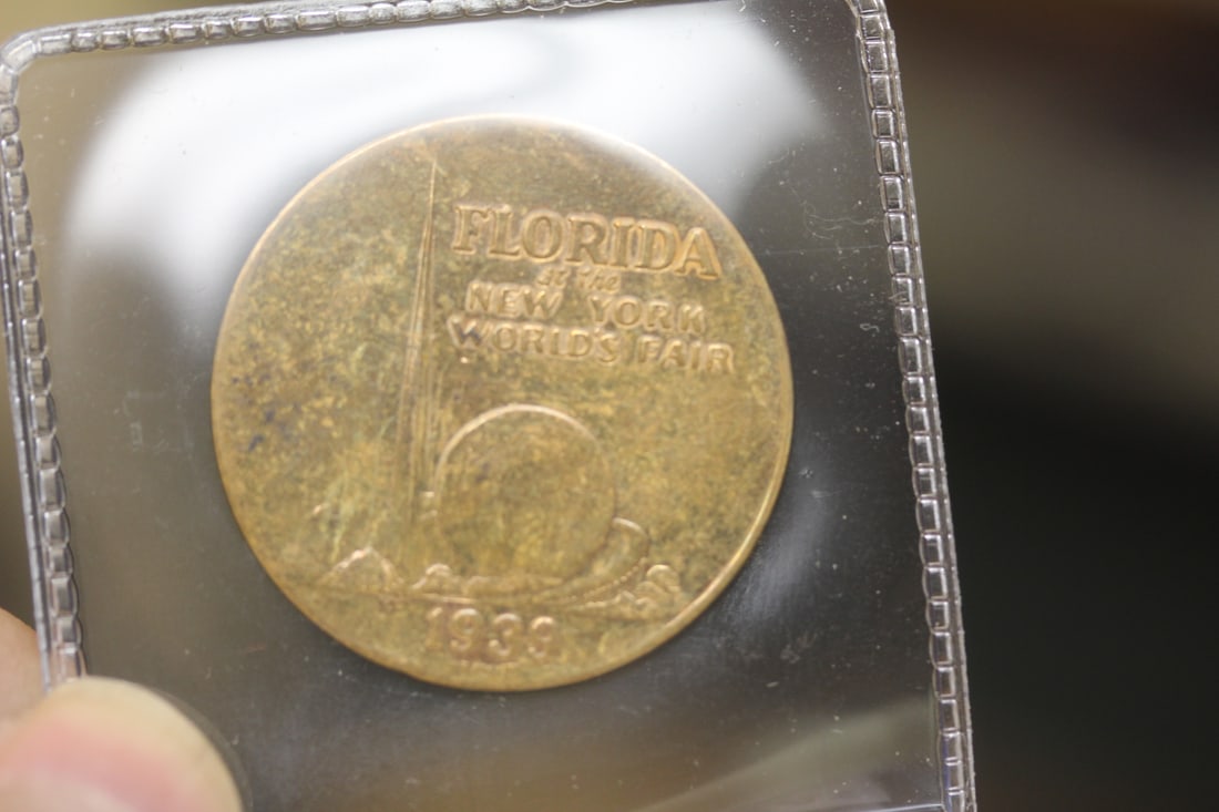 1939 World's Fair Florida Exibit Coin: as shown