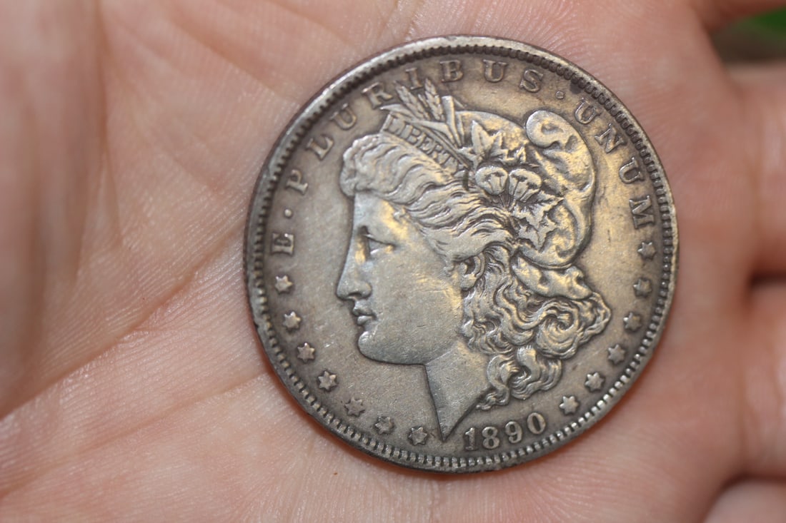 1890 Morgan Silver Dollar: 90% silver