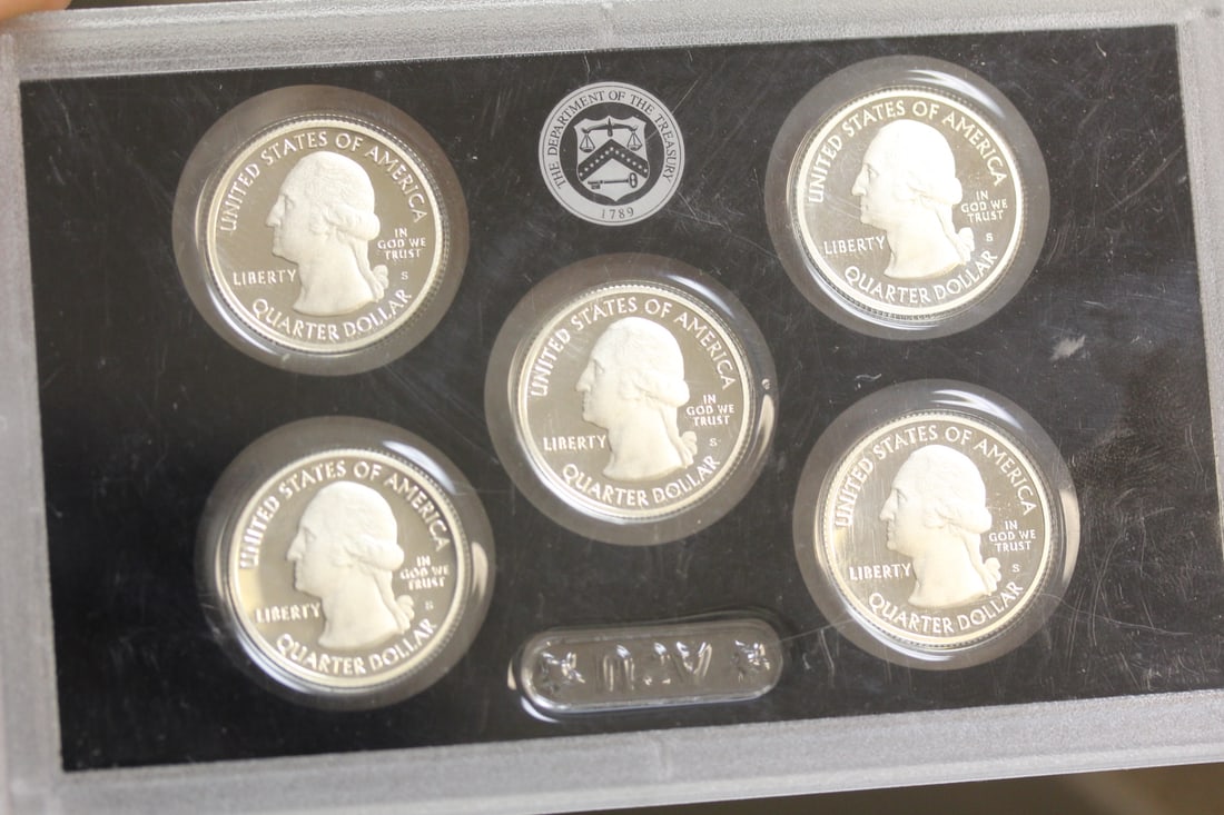 2011 Silver Proof Set: key date