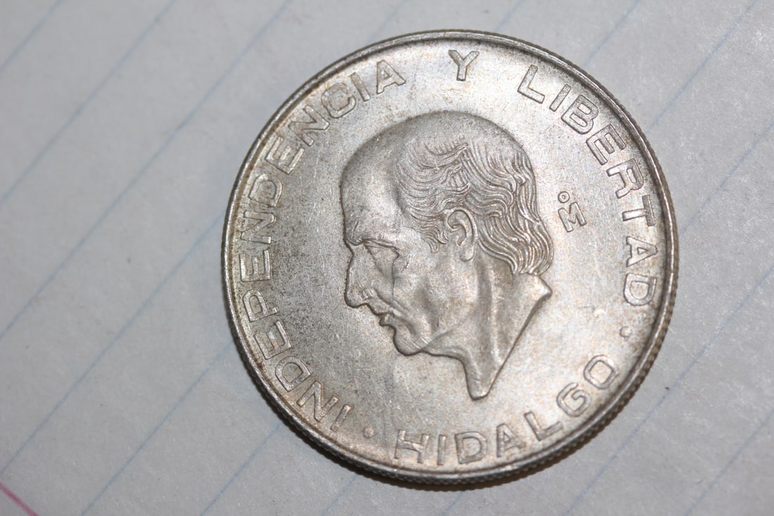 1956 Mexico Cinco Pesos Coin: 72% silver