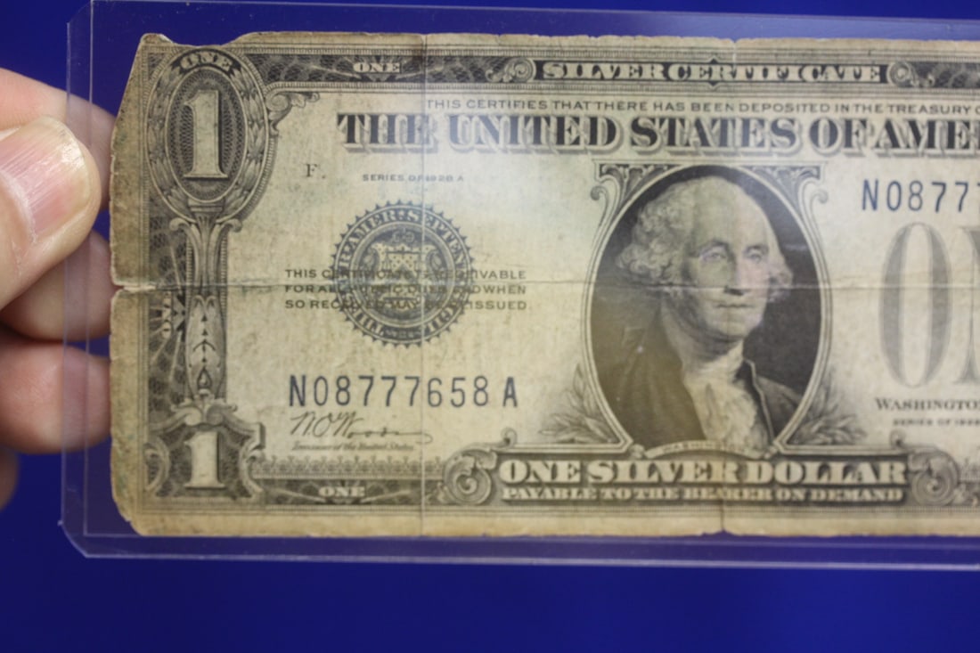 1928 Funny Back $1.00 Note - 4