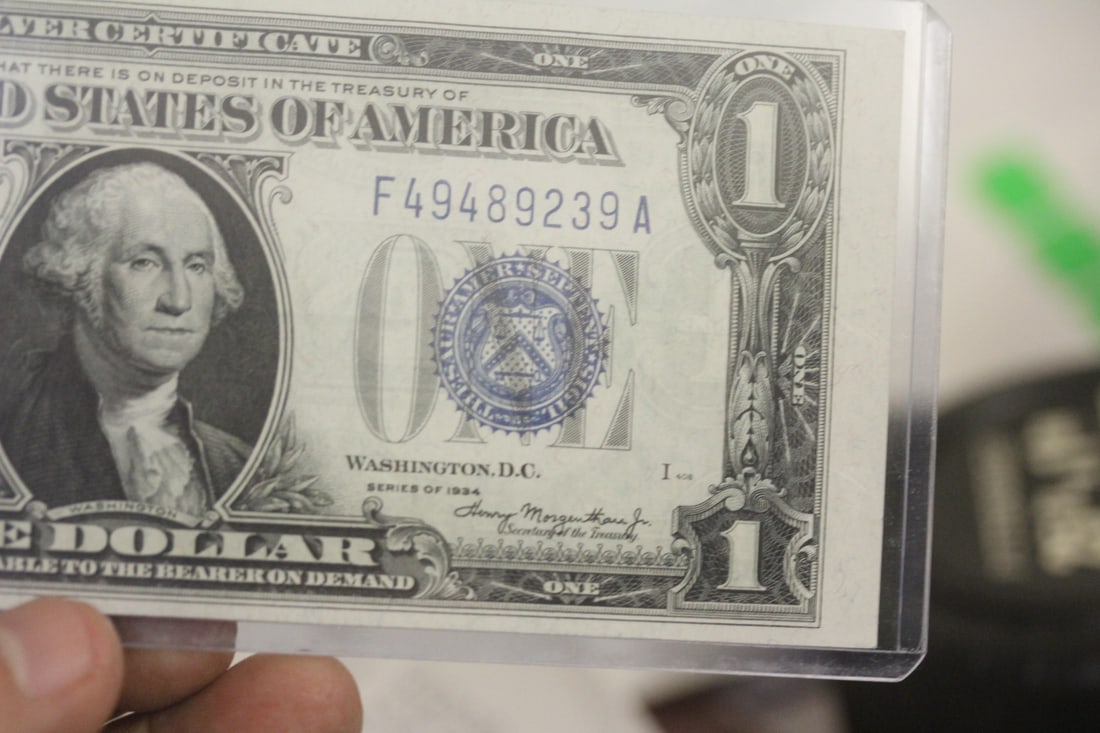 1934 $1.00 Funny Back Note - 7