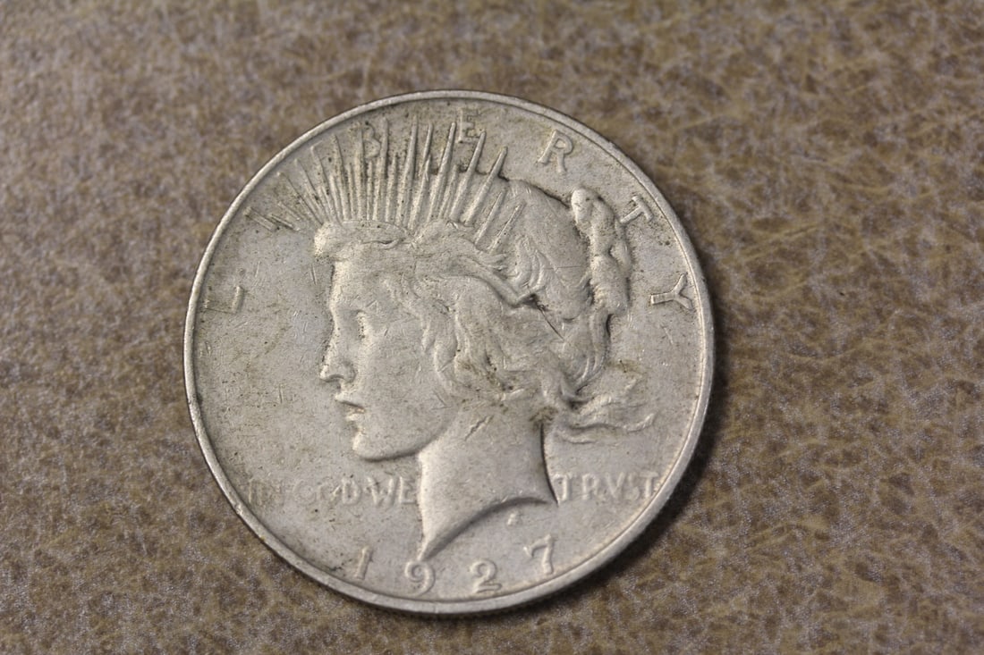 1927-D Peace Silver Dollar: semi key date
