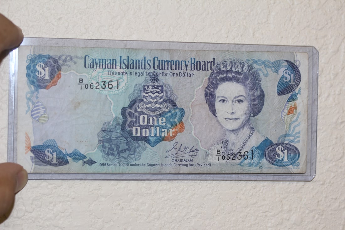 Cayman Island $1.00 Bank Note: as shown