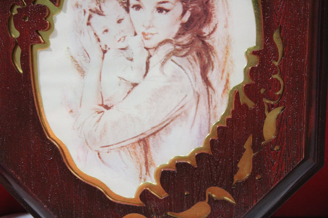 A Plastic Frame - 3