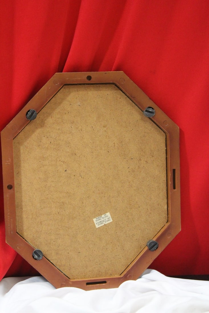 A Plastic Frame - 4