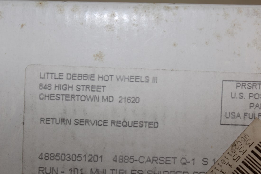 Little Debbie Hot Wheels: set of 3 vehicles - still in box - box measures= 9 1/8" long