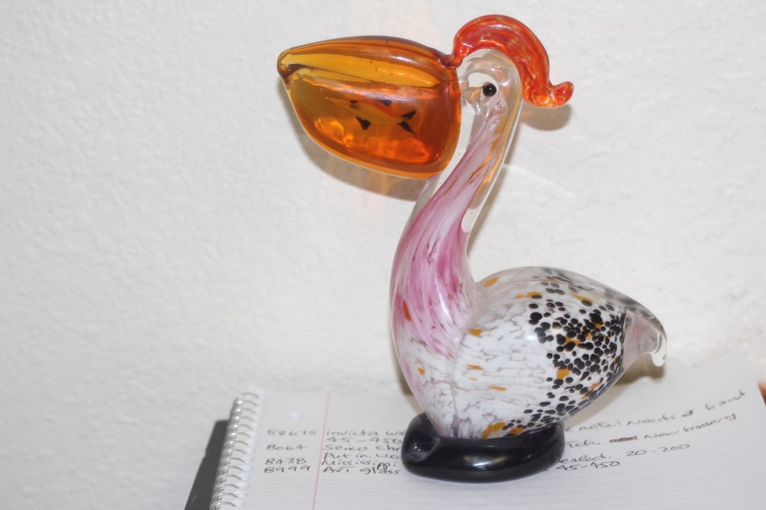 Art Glass Pelican (1 of 6)
