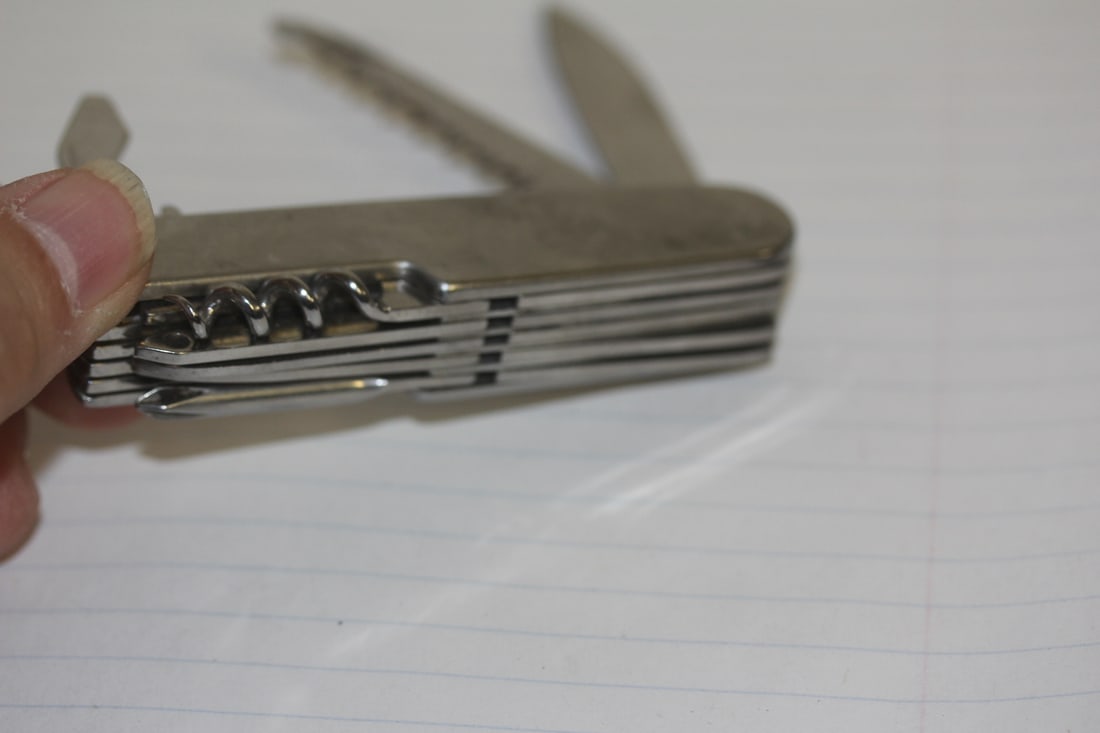 A Utility Knife - 3