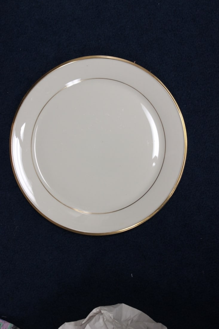 A Lenox Eternal Dinner Plate or Charger: 12 3/4 inches in diameter