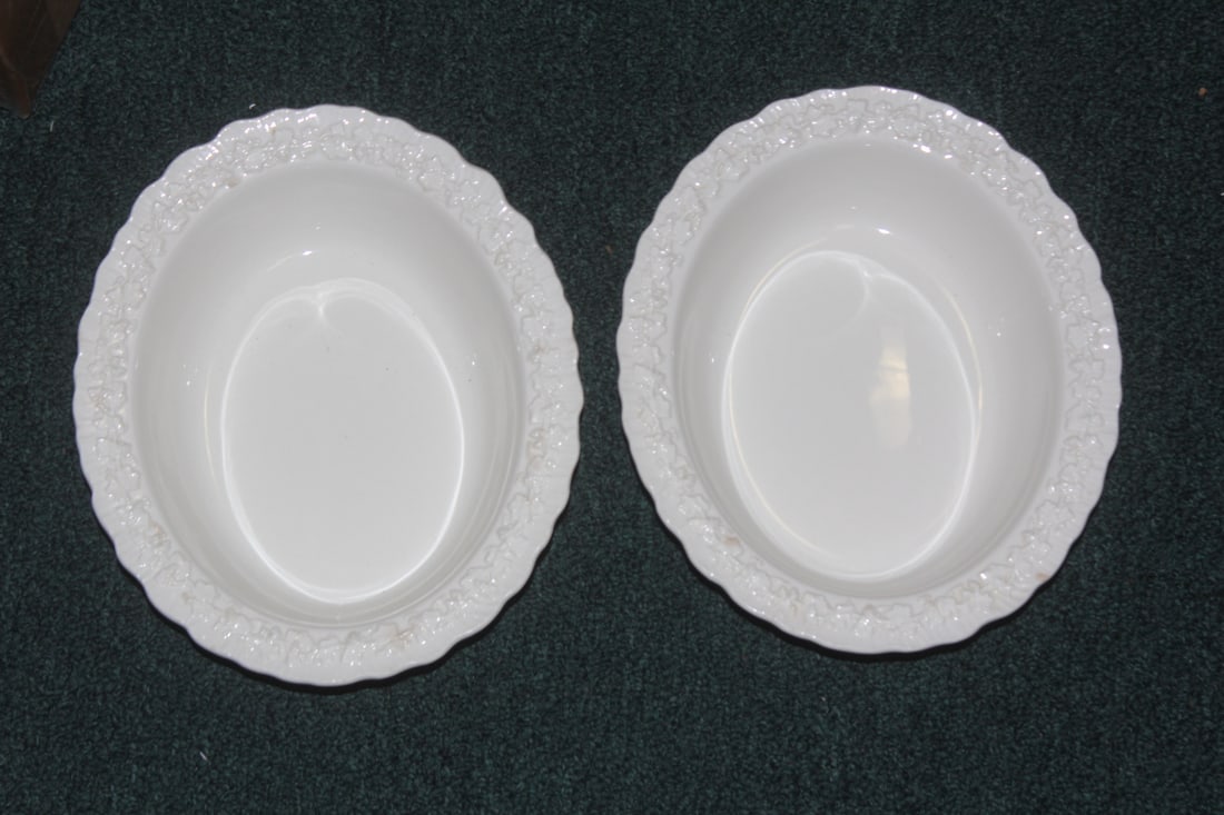 Pair of Wedgwood Vegetable Bowl: Queensware - 9 3/4" inches across