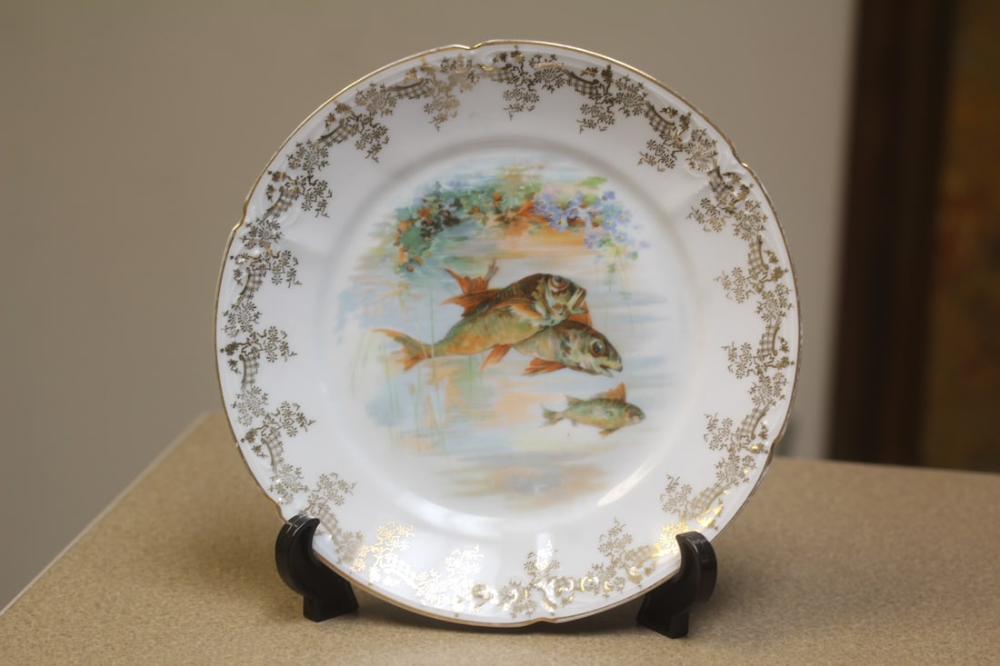 Antique/Vintage Limoges Fish Plate: 8 1/4" in diameter