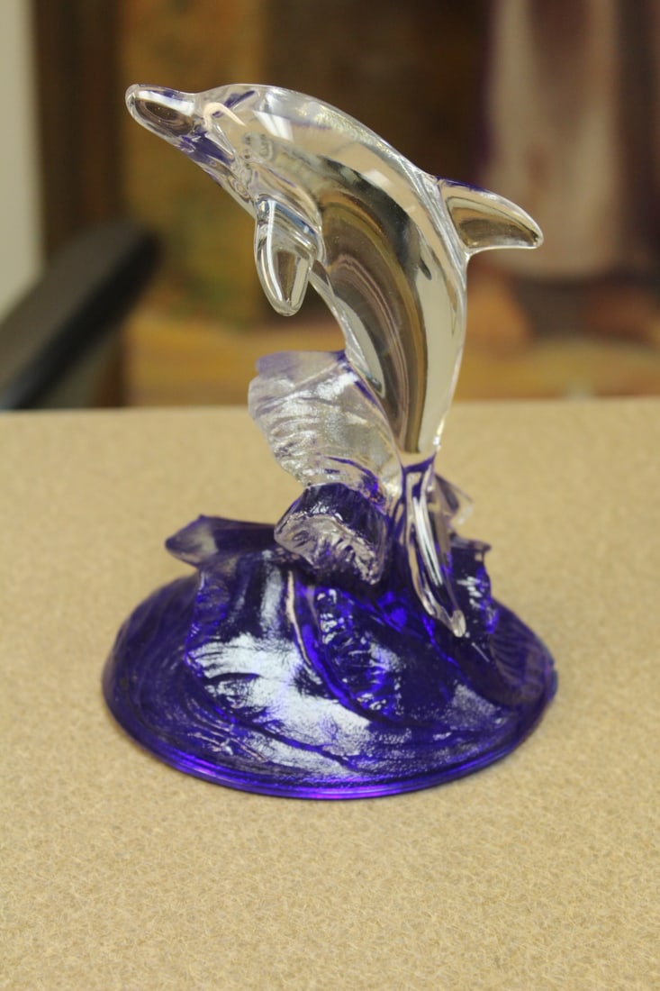 Art Glass Dolphin: 6 1/2" tall