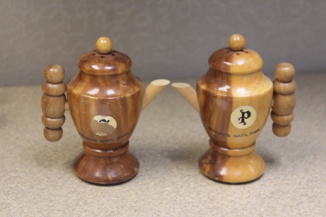 Wooden set of salt and pepper shakers: 3 5/8" tall