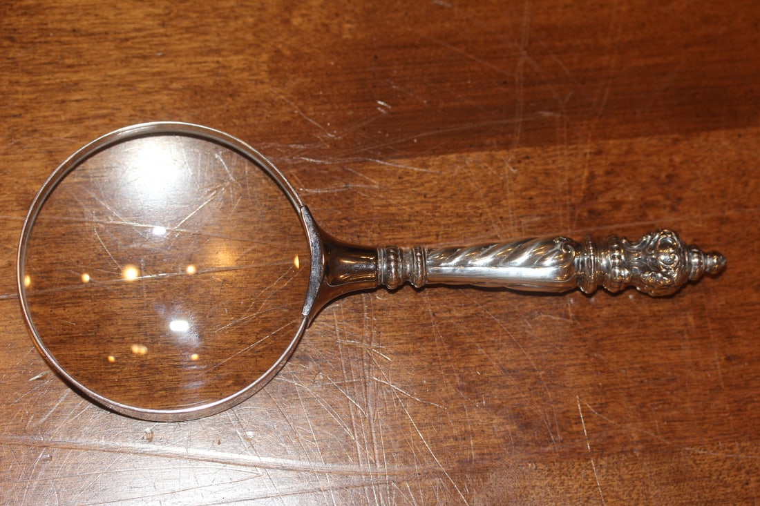 Sterling Handle Magnifying Glass: unusual - ornate - twisted crown design - 7 1/8" long