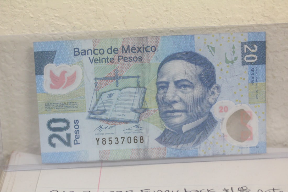 Mexico 20 Pesos Bank Note: as shown