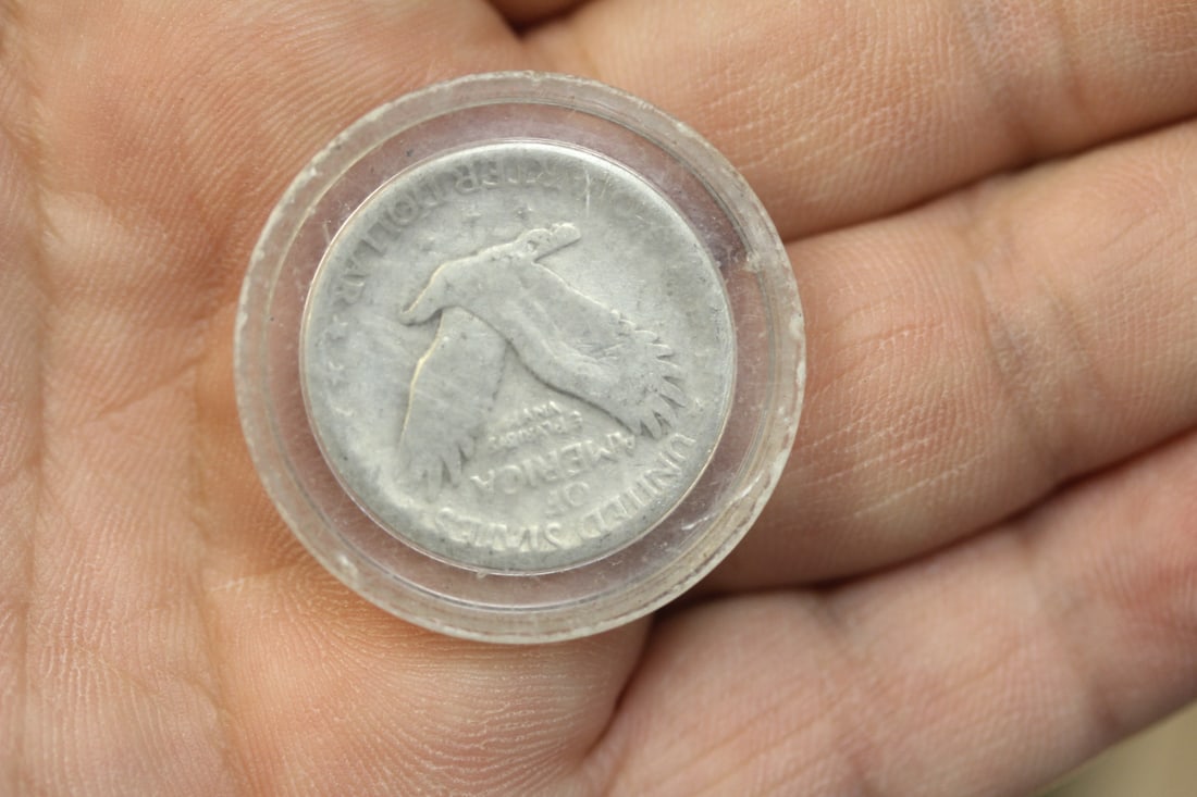 1926 Silver Quarter - 3