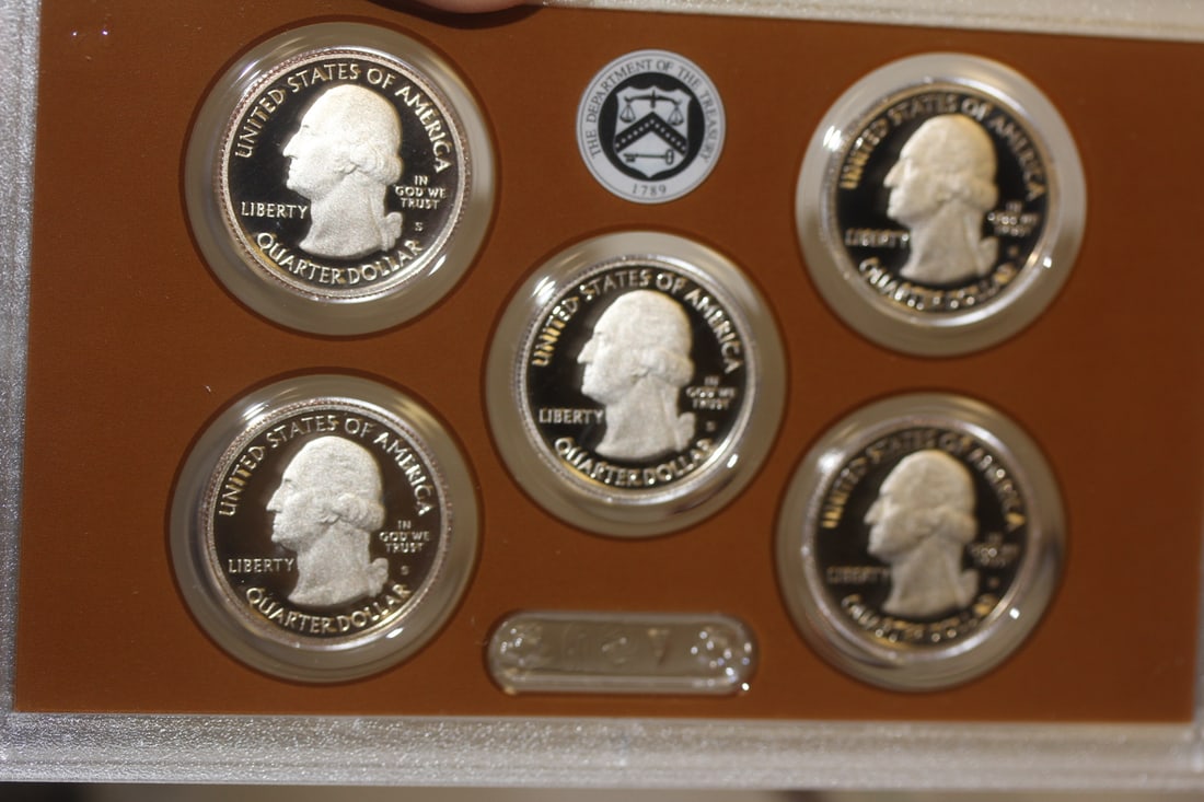 2011 US Mint Proof Set - 3
