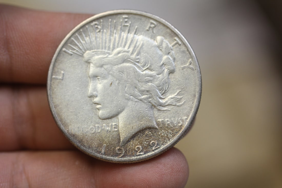 1922-S Peace silver dollar: as shown