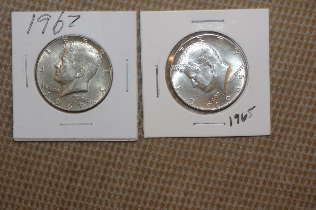 Lot of 2 Kennedy Halves: 40% silver