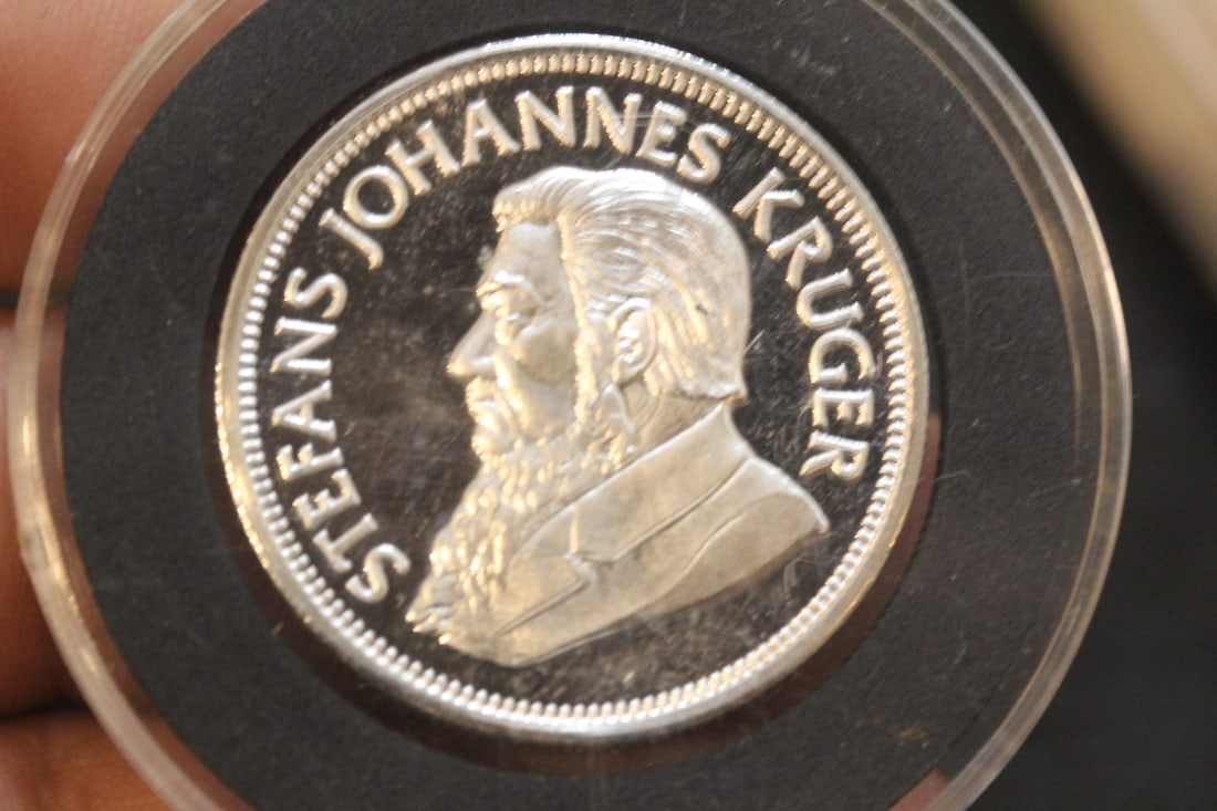 Silver Krugerrand Commemorative Coin: 1967-1982 - .999 fine silver