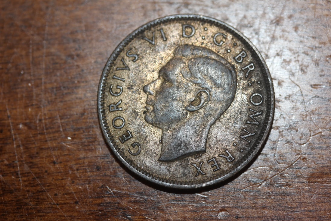 1942 Great Britain 2 Schillings Silver Coin: as shown on photos