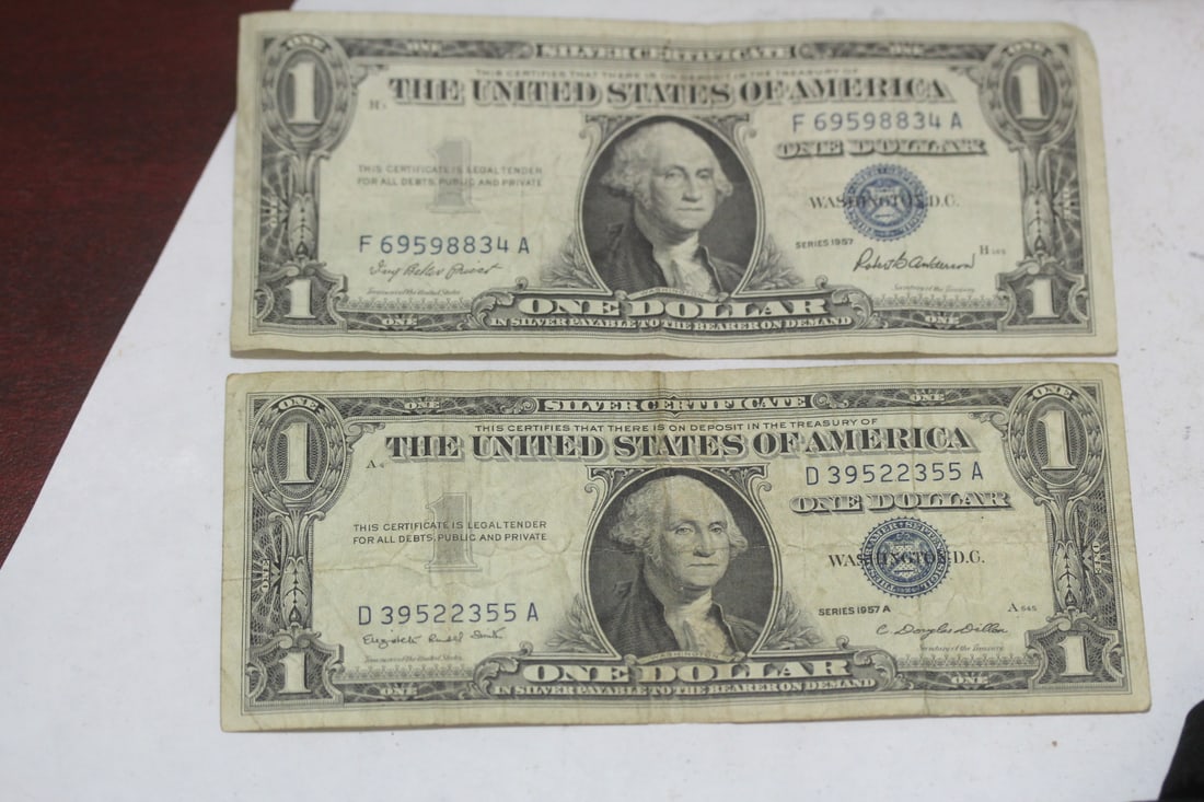 Lot of 2 Blue Seal $1.00 Note: as shown