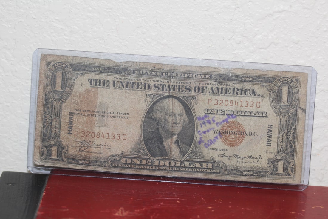 1935 Hawaii $1.00 Bank Note: as shown