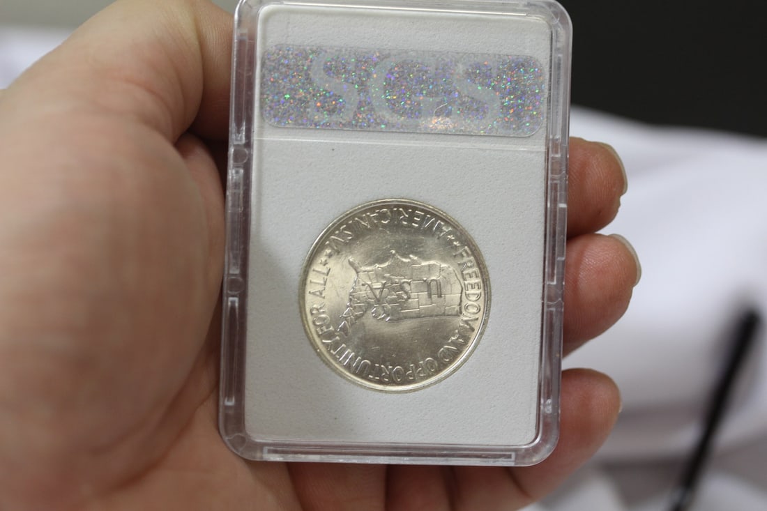 Graded 1952P Commemorative Silver Half Carver Coin - 2