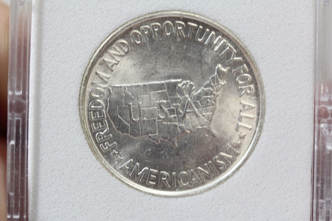 Graded 1952P Commemorative Silver Half Carver Coin - 3