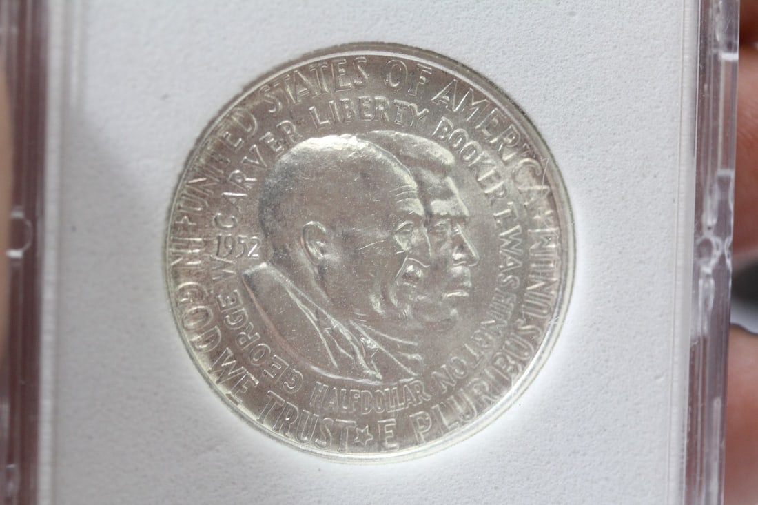 Graded 1952P Commemorative Silver Half Carver Coin - 4