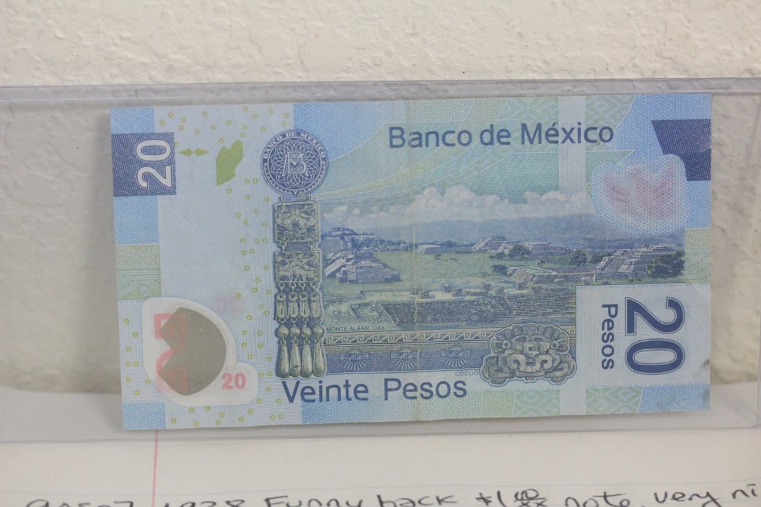 Mexico 20 Pesos Bank Note - 2