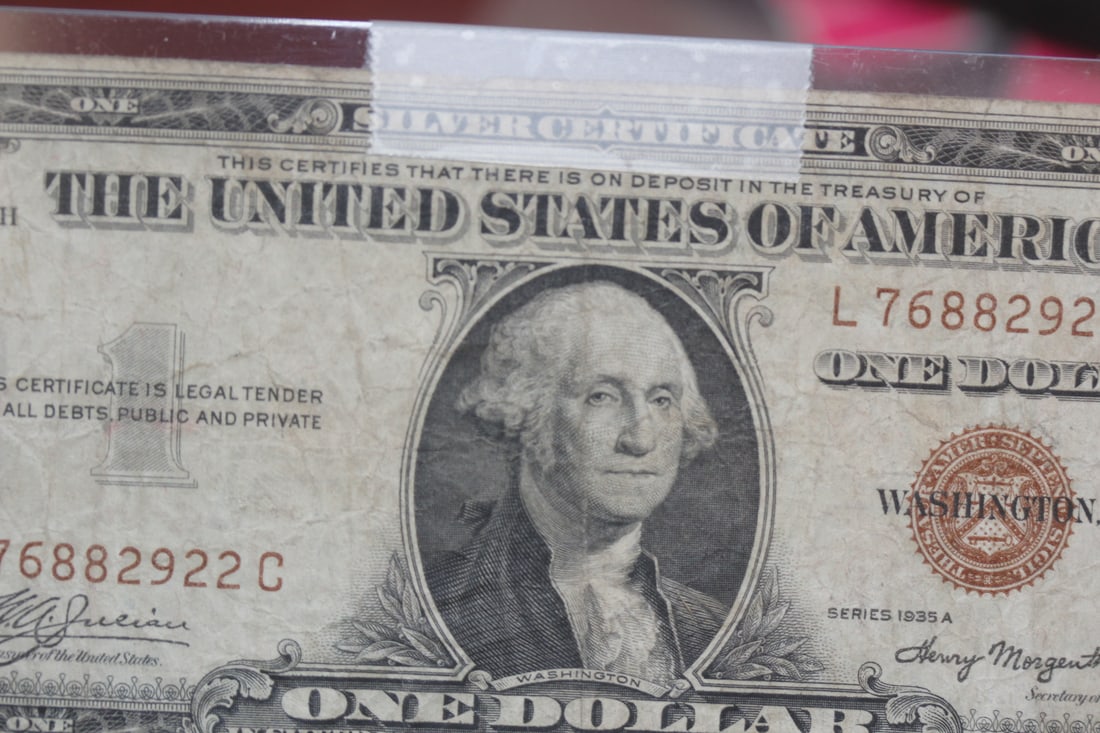 1935 Hawaii $1.00 Bank Note - 4