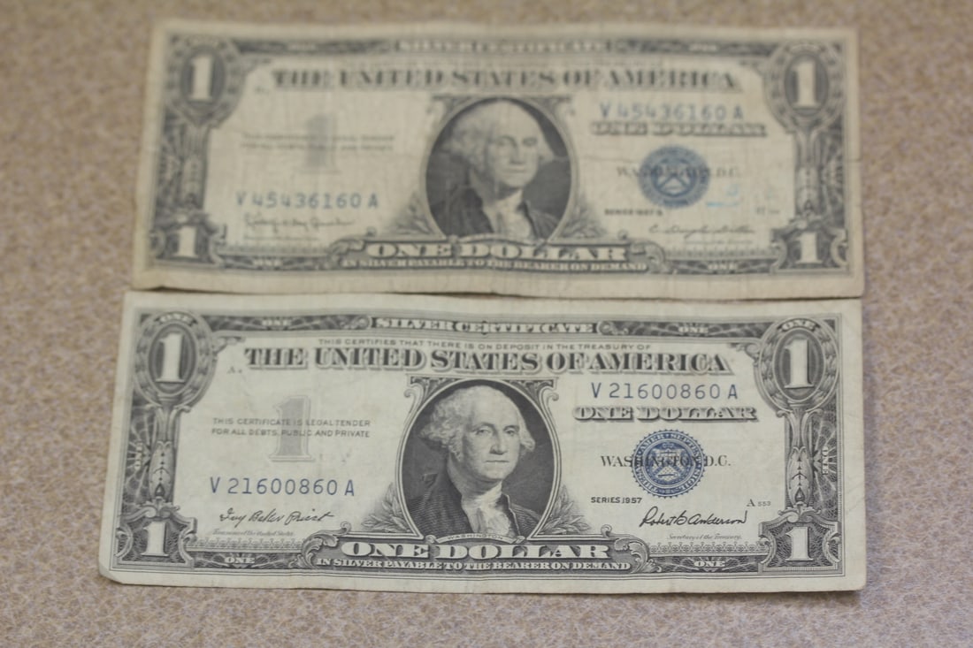 Lot of 2 1957 Blue Seal $1.00 Note: as shown
