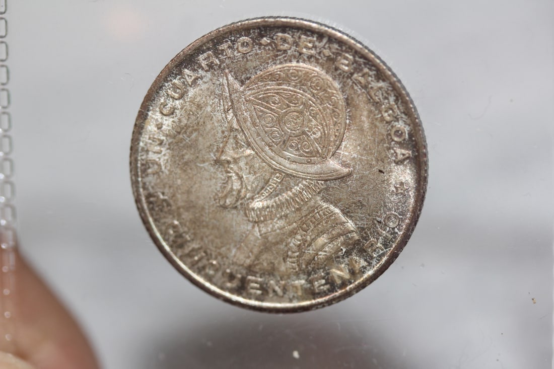 1953 Panama 1/4 Balboa Silver Coin: excellent condition