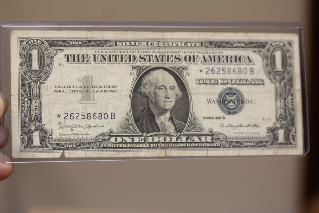 1957 Blue Seal $1.00 Star Note: as shown