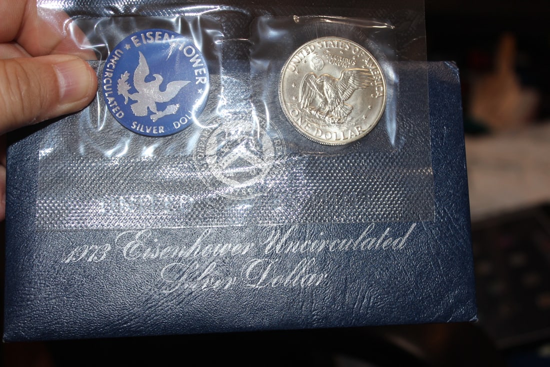 1973 Silver Eisenhower Uncirculated Dollar - 2